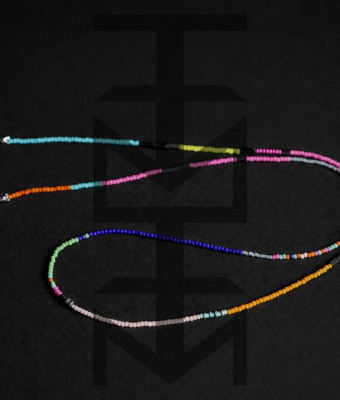 PASTELOWY ŁAŃCUSZEK DO OKULARÓW Z HEMATYTEM