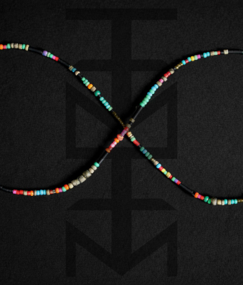 KOLOROWY NASZYJNIK Z OKIEM