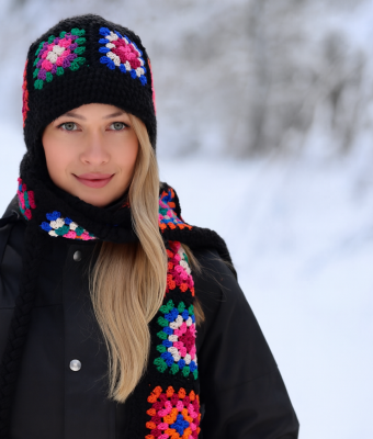 RĘCZNIE ROBIONA CZAPKA Z NAUSZNIKAMI GRANNY