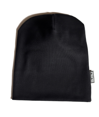 CZARNA CZAPKA TYPU BEANIE Z DZIANINY PRĄŻKOWANEJ