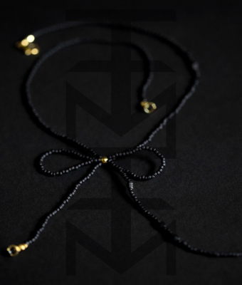 CZARNY NASZYJNIK KOKARDA