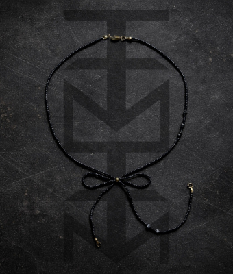 CZARNY NASZYJNIK KOKARDA