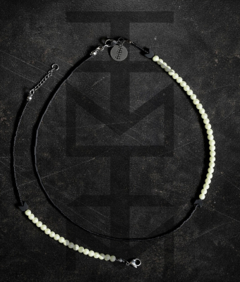 NASZYJNIK I BRANSOLETKA ZE SZKLANYCH PEREŁ I HEMATYTU - KOMPLET